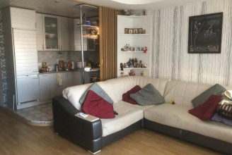 пр-кт Наставников, 19 - м. Ладожская