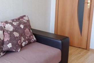 ул. Черняховского, 73 - м. Площадь Восстания