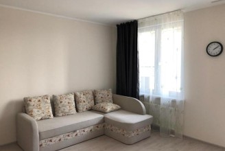 Кушелевская дорога, 6 - м. Лесная