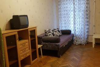 ул. Моховая, 18 - м. Чернышевская