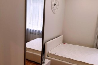 ул. Крупской, 15 - м. Елизаровская