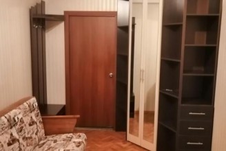 Поэтический б-р, 8 - м. Проспект Просвещения