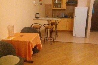 пр-кт Наставников, 33 - м. Ладожская