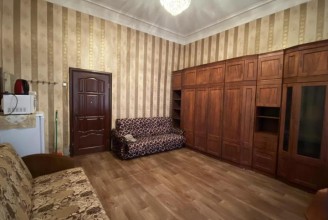 ул. Фурштатская, 33 - м. Чернышевская