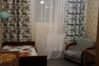 Серебристый б-р, 30 - м. Пионерская