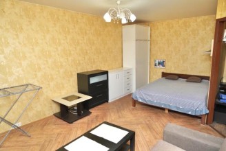 ул. Кораблестроителей, 21 корп. 1 - м. Приморская