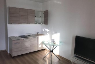 пр-кт Королёва, 57 - м. Комендантский проспект