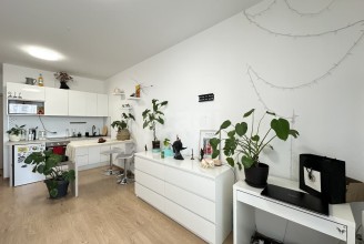 198206, г Санкт-Петербург, Красносельский р-н, ул. Лётчика Лихолетова, д 14 к 2