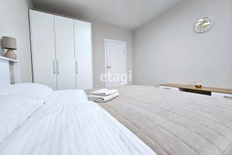 196006, г Санкт-Петербург, Московский р-н, ул. Парфёновская, д 17 стр 1