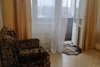 188576, Ленинградская обл, Сланцевский р-н, деревня Гостицы, д 2