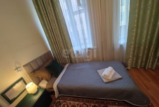 190121, г Санкт-Петербург, Адмиралтейский р-н, ул. Большая Морская, д 49