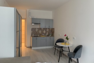 198218, г Санкт-Петербург, Красносельский р-н, ул. Ивана Куликова, д 4 стр 1